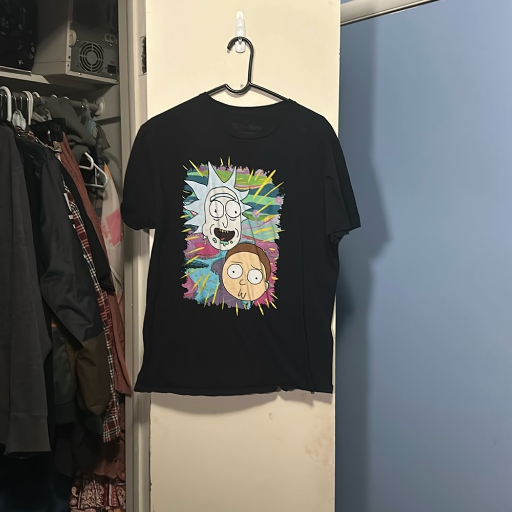 Large rick and Morty tshirt
